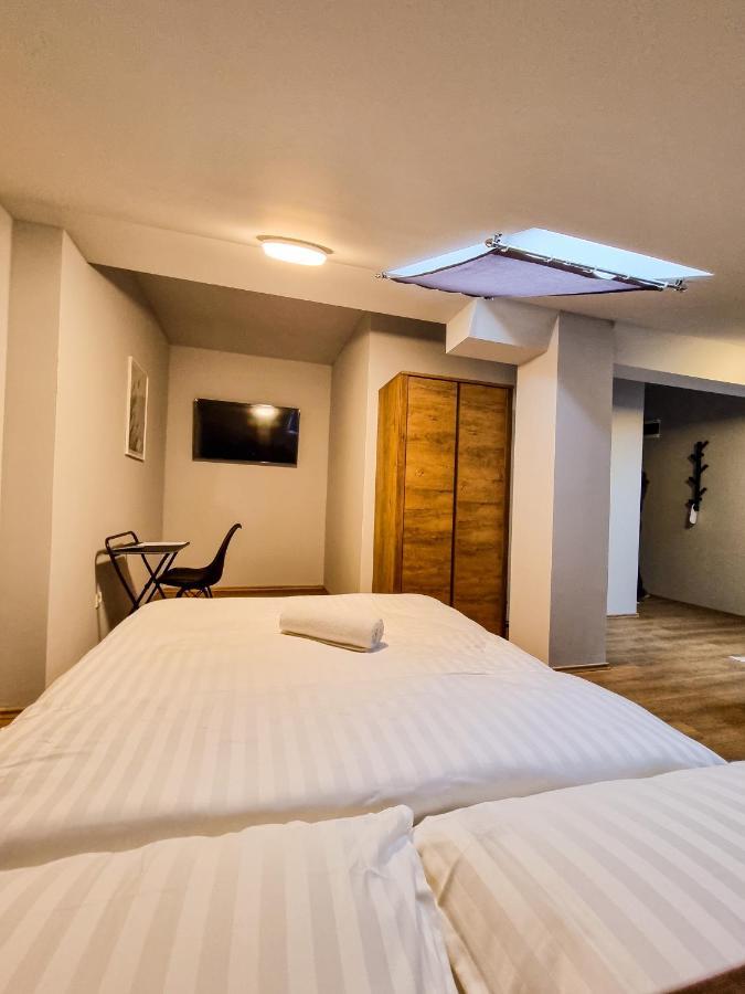 Xxl Rooms Ösek Dış mekan fotoğraf