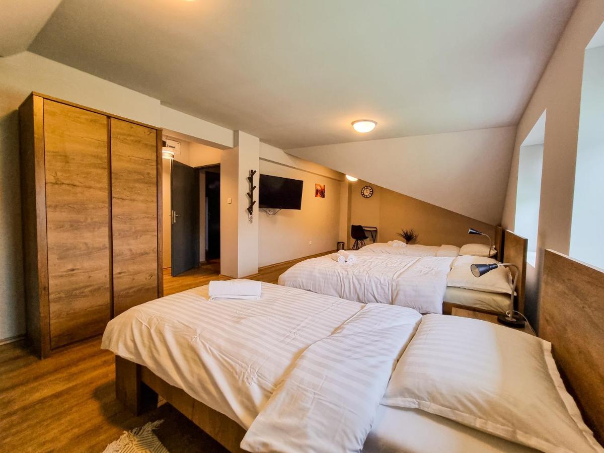 Xxl Rooms Ösek Dış mekan fotoğraf