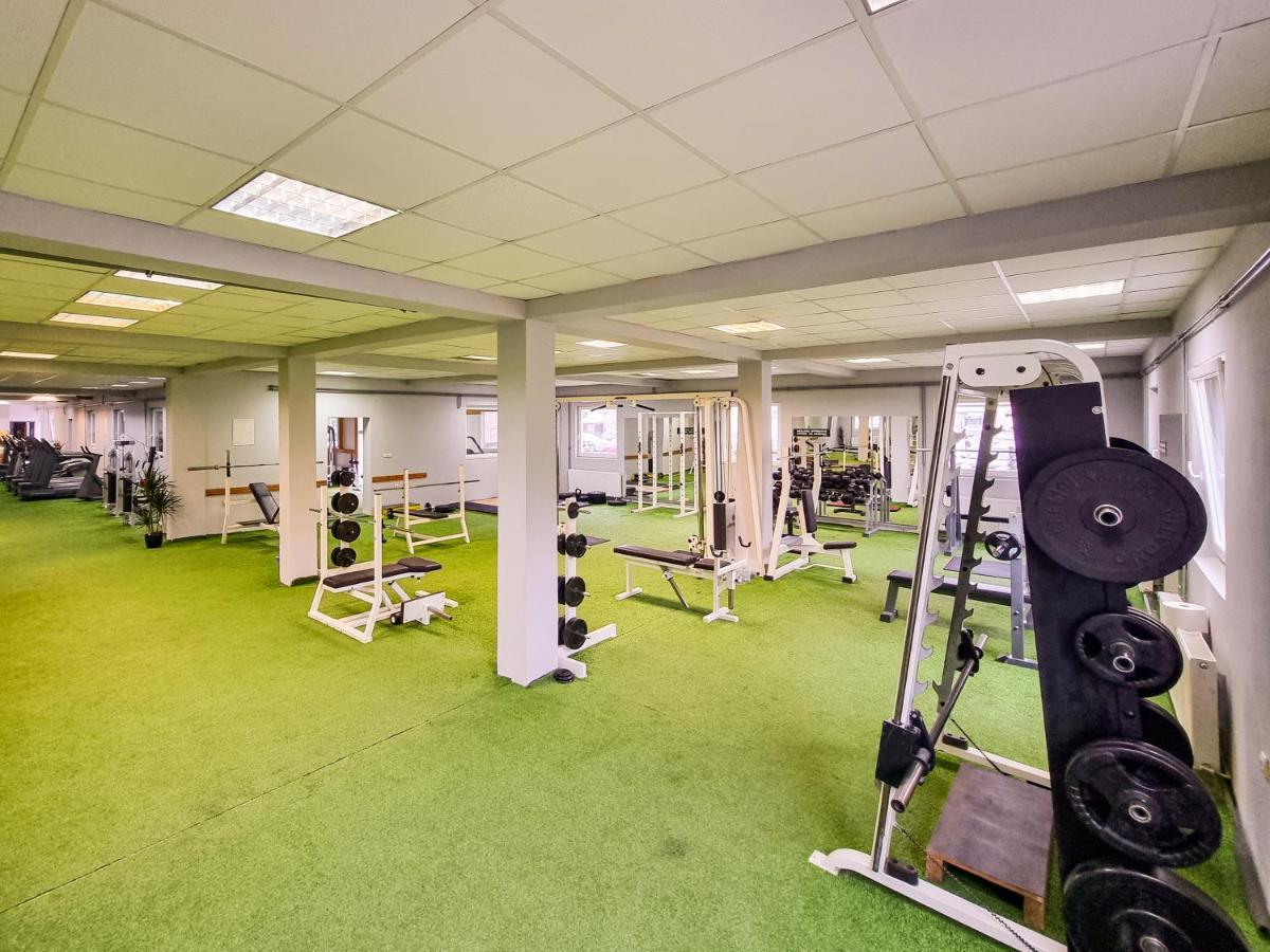 Xxl Rooms Ösek Dış mekan fotoğraf