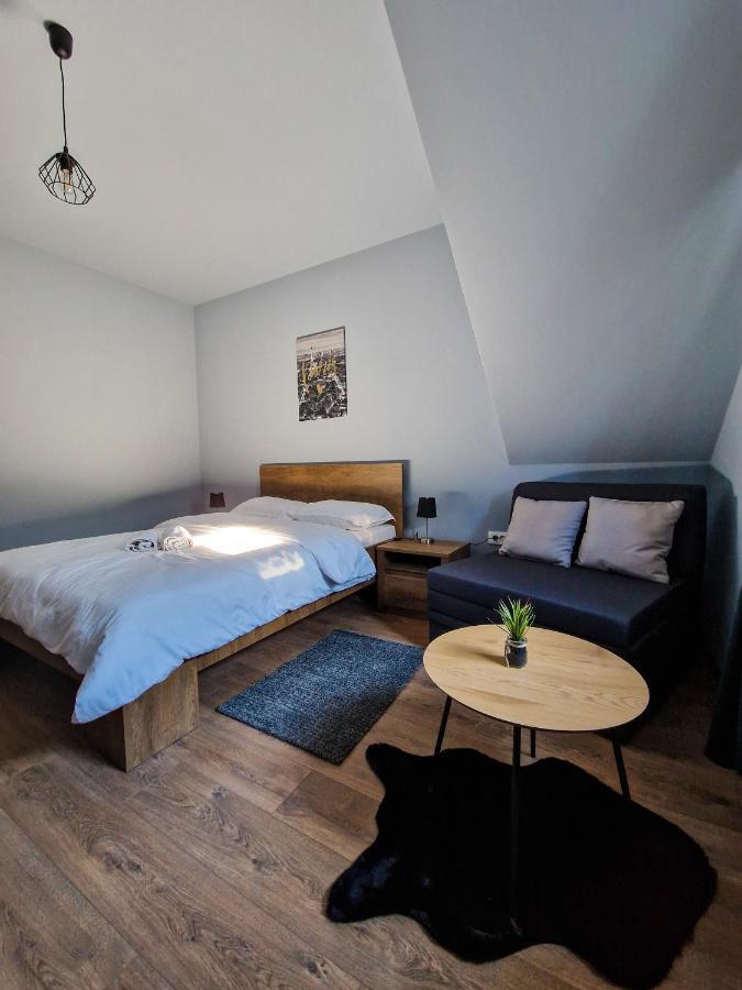 Xxl Rooms Ösek Dış mekan fotoğraf