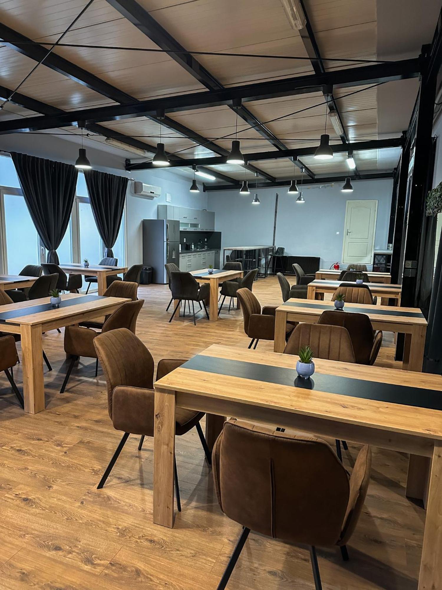 Xxl Rooms Ösek Dış mekan fotoğraf